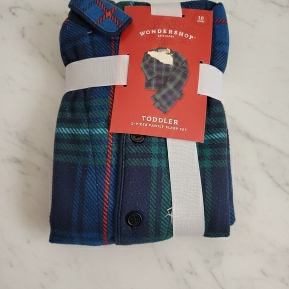 Wondershop Other - Wondershop Toddler Blue and Red Plaid Pajama Set
